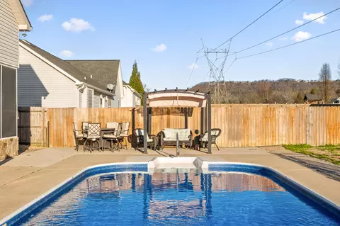 8698 Streamside Dr, Ooltewah, TN 37363 photo 10