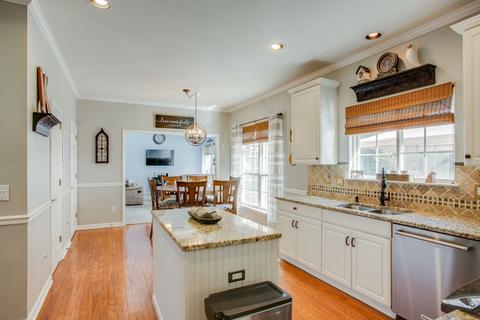 320 Devonshire Dr, Franklin, TN 37064 photo 9