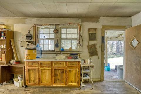 365 Crain Rd, Walling, TN 38587 photo 8