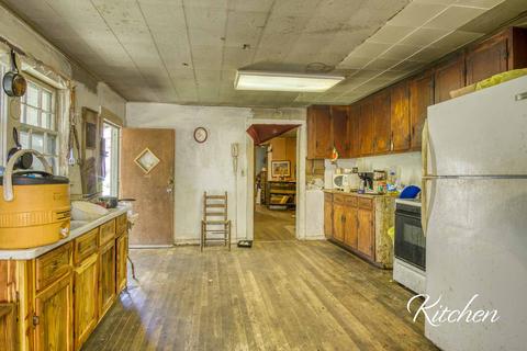 365 Crain Rd, Walling, TN 38587 photo 5