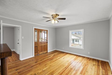 104 Walnut St, Springfield, TN 37172 photo 5