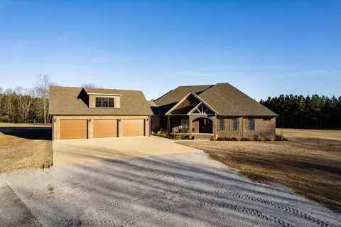 344 Old Military Rd S, Saint Joseph, TN 38481