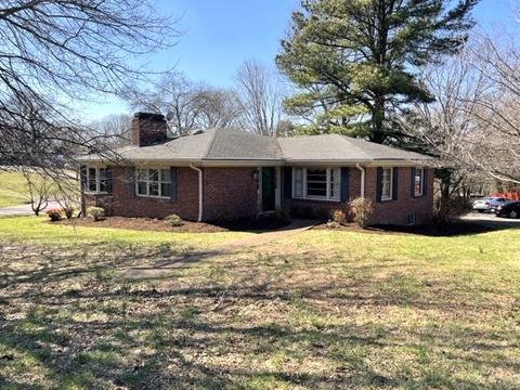 209 S Sequoia Dr, Springfield, TN 37172 photo 1