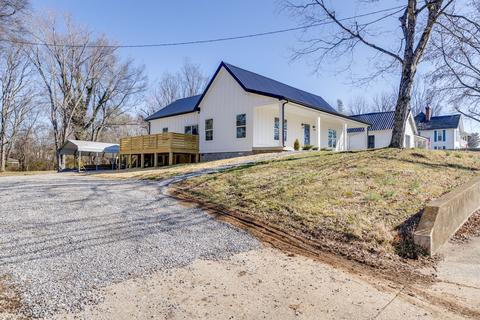 378 Beechcroft Rd, Spring Hill, TN 37174 photo 2
