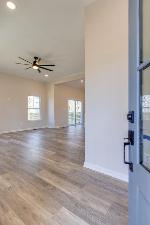 378 Beechcroft Rd, Spring Hill, TN 37174 photo 3