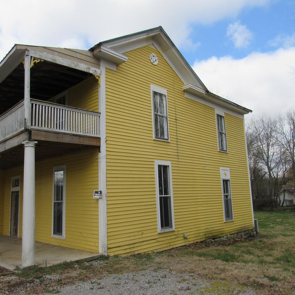  308 Locust St, Alexandria, TN 37012 photo 4