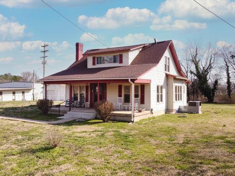 1532 Highway 47 E, Dickson, TN 37055 photo 3