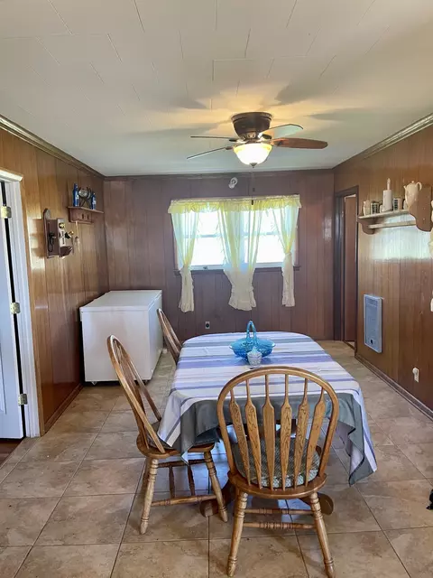 113 E Commerce St, Loretto, TN 38469 photo 12