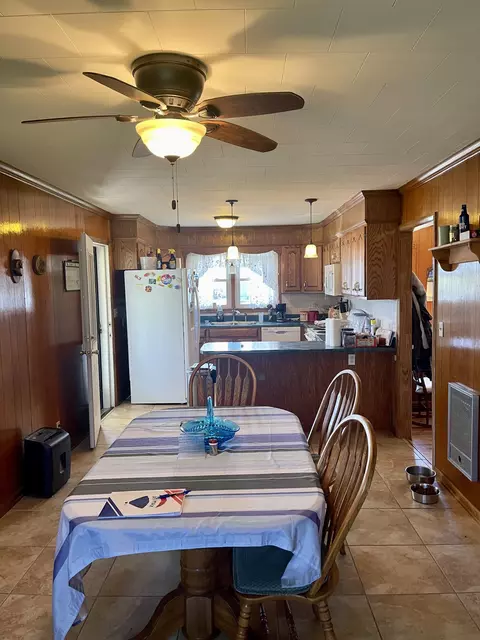 113 E Commerce St, Loretto, TN 38469 photo 11