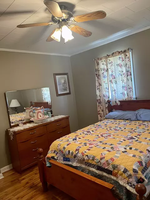 113 E Commerce St, Loretto, TN 38469 photo 18