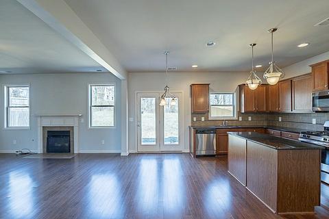 2004 Austin Dr, Spring Hill, TN 37174 photo 12