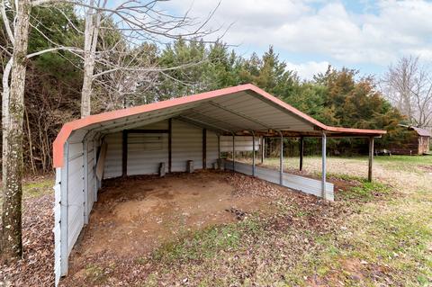 703 Hickory St, Centerville, TN 37033 photo 10