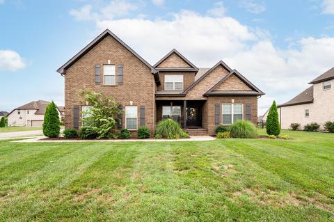 5705 Iverson Dr, Murfreesboro, TN 37127 photo 1