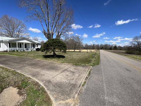 413 Rascaltown Rd, Loretto, TN 38469 photo 4