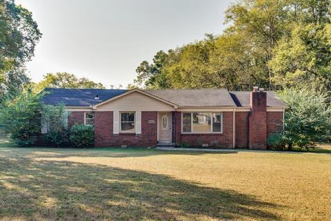 543 E Madison St, Pulaski, TN 38478 photo 1