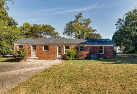 543 E Madison St, Pulaski, TN 38478 photo 7