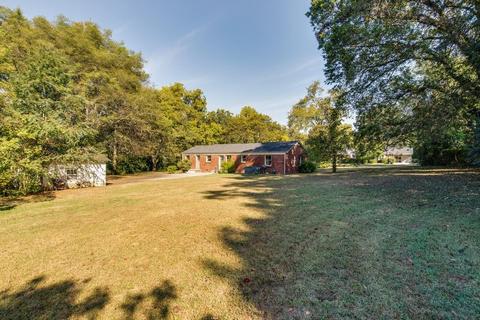 543 E Madison St, Pulaski, TN 38478 photo 6