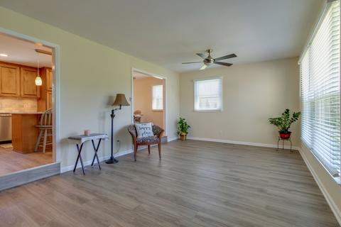 106 E Lake Dr, Dickson, TN 37055 photo 6