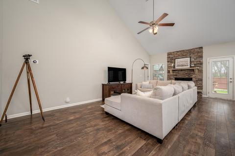 1525 Burrows Ave, Murfreesboro, TN 37129 photo 11