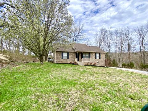 1111 Hillside Dr, Springfield, TN 37172 photo 2