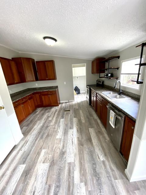 355 E Main St, Dowelltown, TN 37059 photo 5