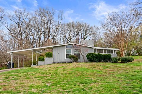 924 Azalea Dr, Columbia, TN 38401
