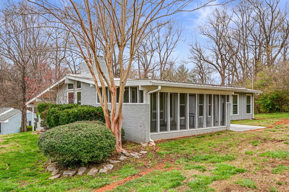  924 Azalea Dr, Columbia, TN 38401 photo 2