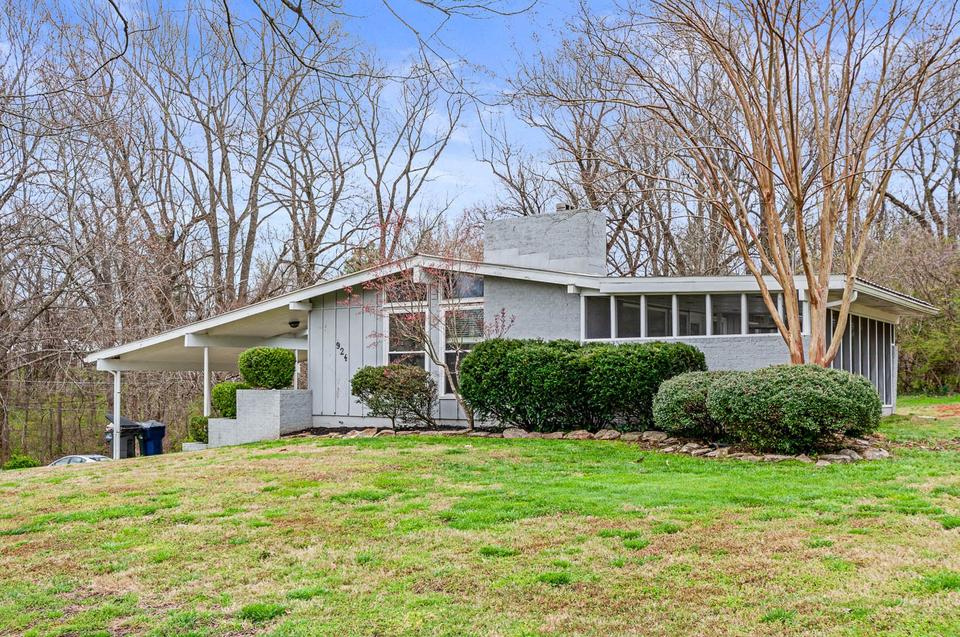  924 Azalea Dr, Columbia, TN 38401 photo 3
