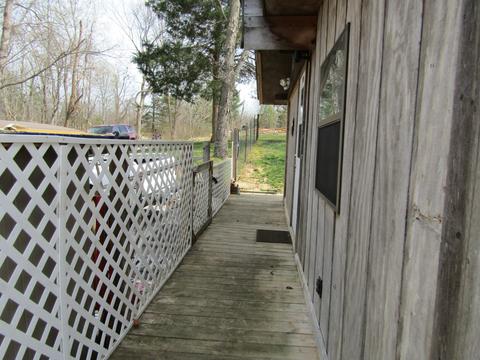 189 Old 52 Loop, Celina, TN 38551 photo 22