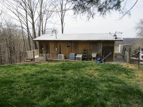 189 Old 52 Loop, Celina, TN 38551 photo 2