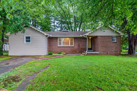 618 Johnson St, Murfreesboro, TN 37130 photo 1
