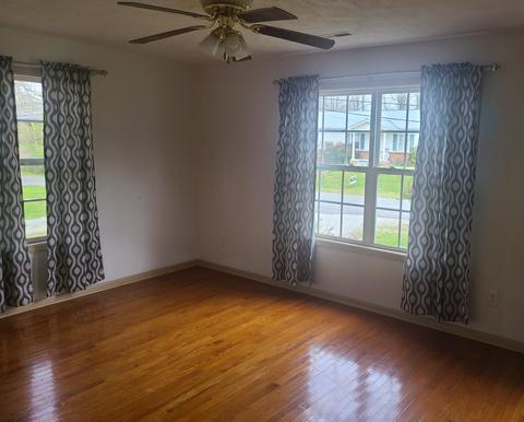 103 Cherry St, Centerville, TN 37033 photo 2
