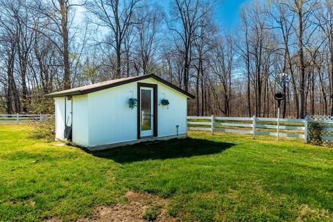 4828 Hyde Rd, Springfield, TN 37172 photo 11