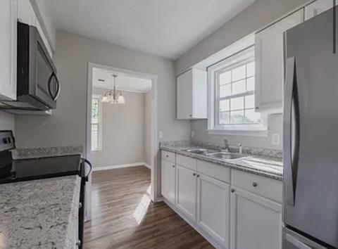 107 Batey Cir, Dickson, TN 37055 photo 8