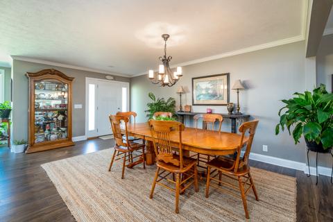 334 E Main St, Parsons, TN 38363 photo 6