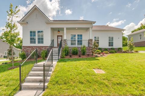 7135 Pepper Tree Cir, Fairview, TN 37062 photo 1