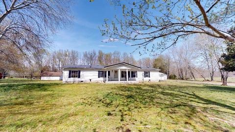 8475 Mulberry Rd, Baxter, TN 38544 photo 1