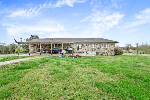 2923 Oak Grove Rd, Walling, TN 38587 photo 4