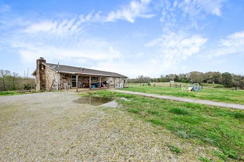 2923 Oak Grove Rd, Walling, TN 38587 photo 5