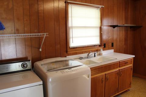 239 Mill St, Viola, TN 37394 photo 6