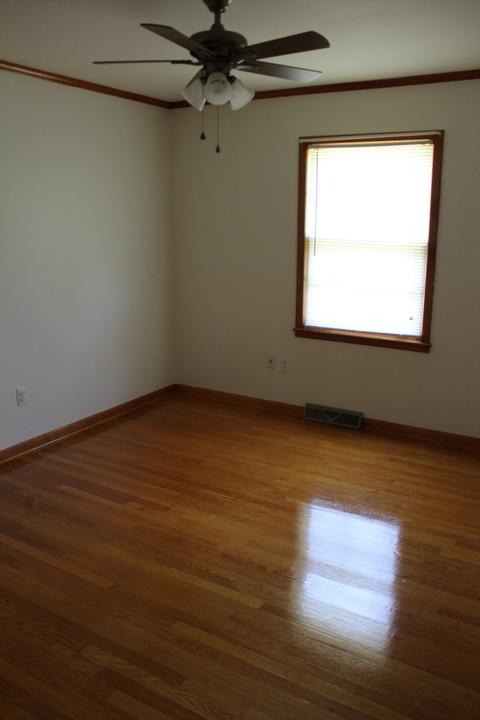 239 Mill St, Viola, TN 37394 photo 16