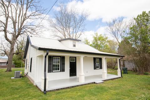 904 W 2nd St, Dickson, TN 37055 photo 2