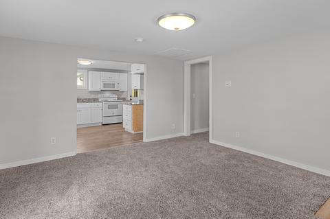 904 W 2nd St, Dickson, TN 37055 photo 8