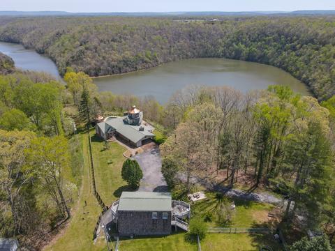 7217 Frank A Barnes Rd, Baxter, TN 38544 photo 1