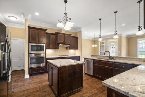 1081 Brixworth Dr, Spring Hill, TN 37174 photo 7