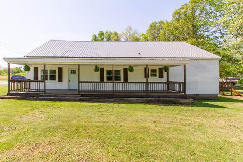 101 W Ryan St, Collinwood, TN 38450 photo 1