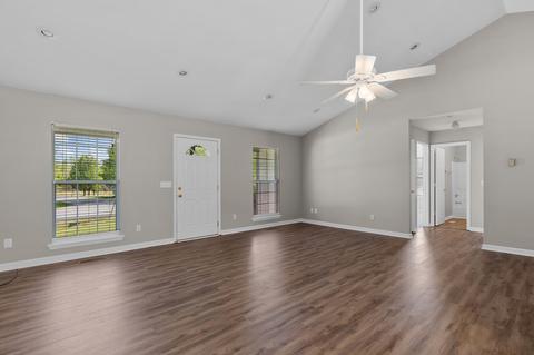 6066 Commodore Cir, Baxter, TN 38544 photo 2