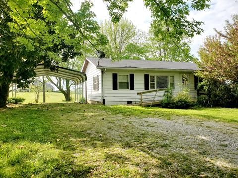 8340 Austin Bottom Rd, Baxter, TN 38544 photo 2