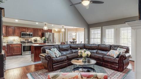 1126 E Lakeview Dr, Burns, TN 37029 photo 9