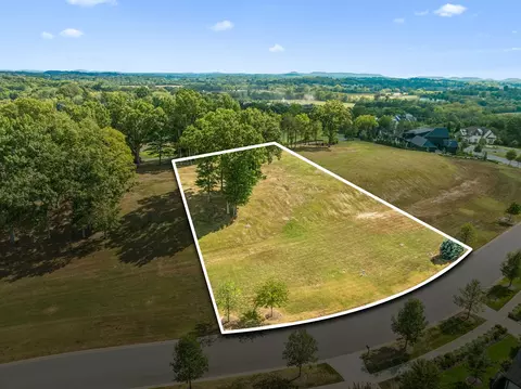 7289 Harlow Dr, College Grove, TN 37046